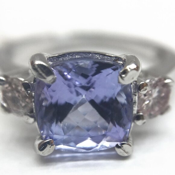 Beautiful 3-Stone Tanzanite and Diamond Ring. Over 3CTW in 14K White Gold. - Picture 11 of 12
